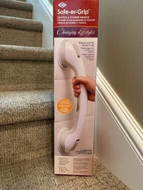Safe-er-Grip bathtub and shower handle. New